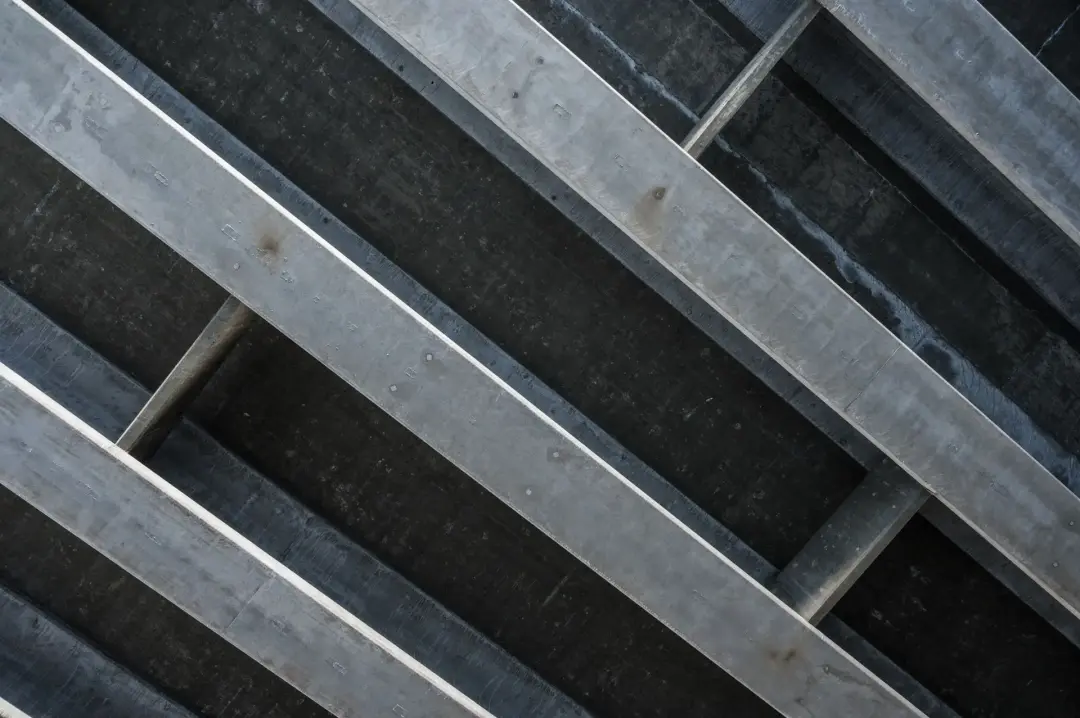 Removing Impurities from the Steel