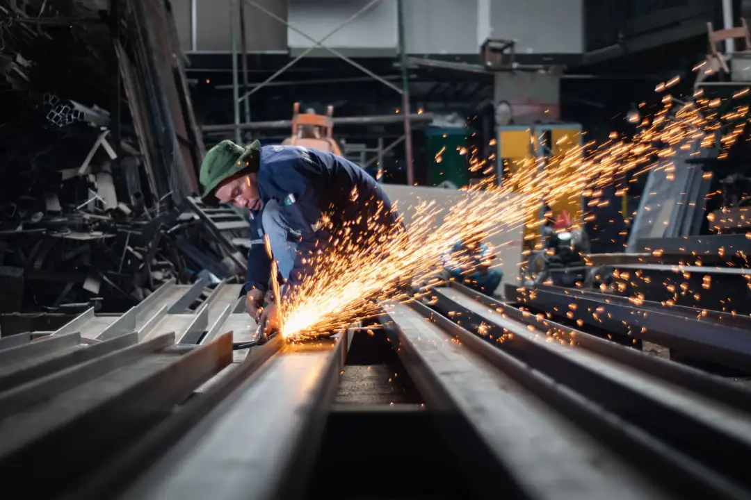Cutting Structural Steel to Size